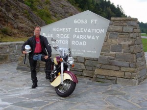 photo-sign-at-the-highest-point-on-the-Blue-Ridge-Parkway