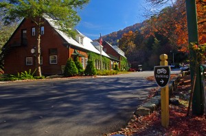 Photo-The-Tapoco-Lodge