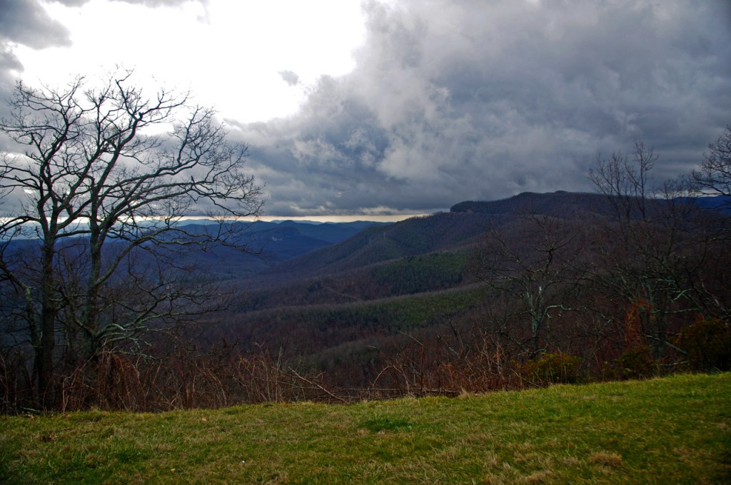 photo-clouds-on-the-blue-ridge-parkway