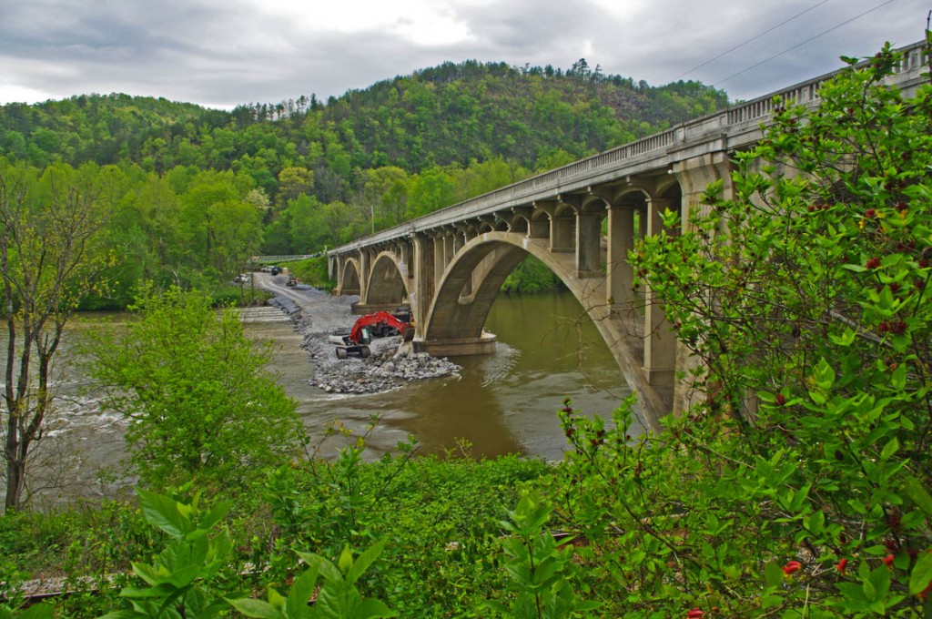photo-wolf-creek-bridge