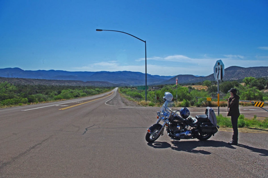 Motorcycle Rides in Arizona: Sedona, Scottsdale area - Turning on to Route 188