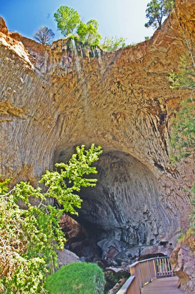 Motorcycle Rides in Arizona: Sedona, Scottsdale - Natural Bridge, AZ