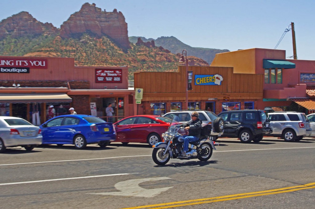 Motorcycle Rides in Arizona: Sedona, Scottsdale area - Cruising through Sedona