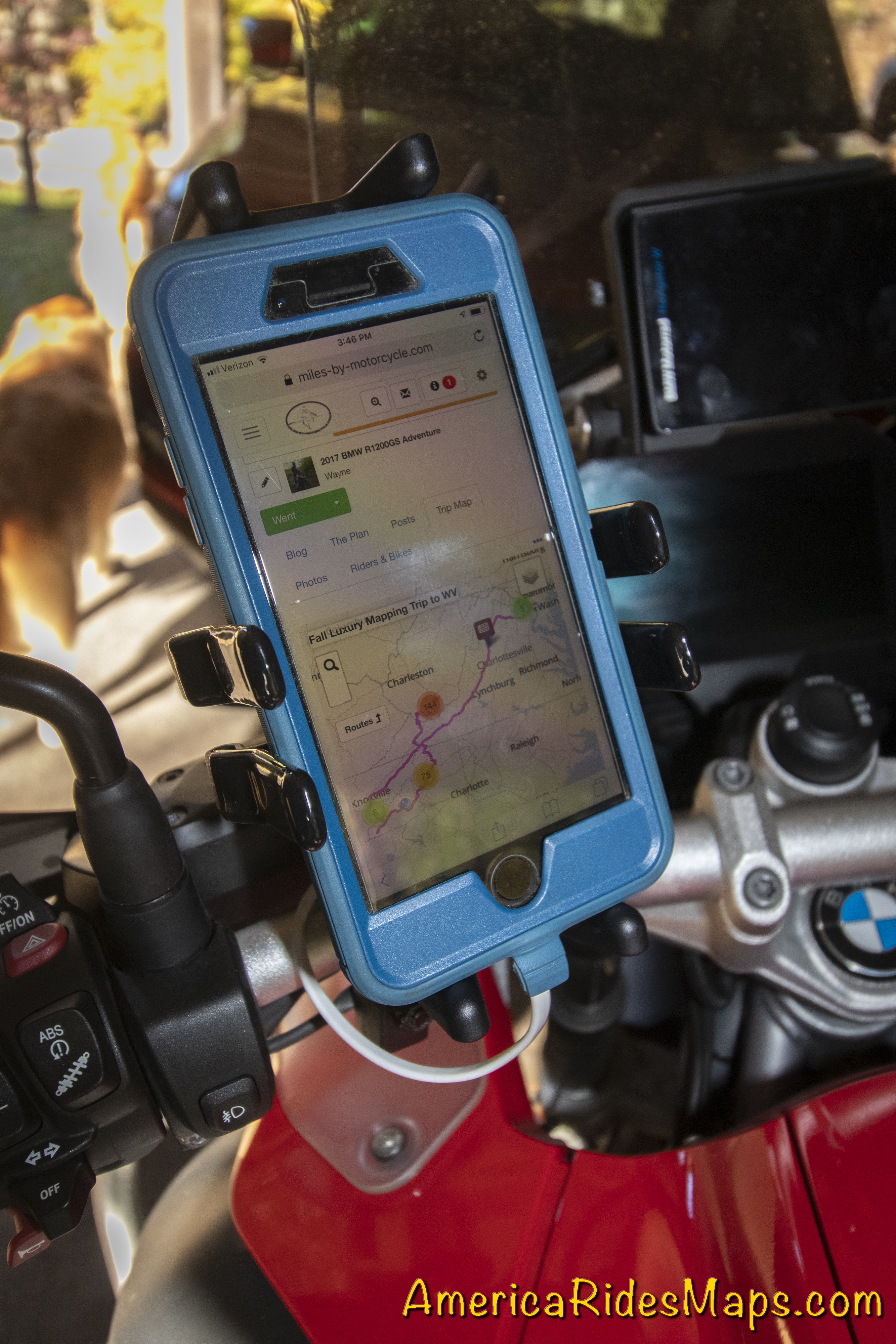 RAM Finger Grip Mount with phone